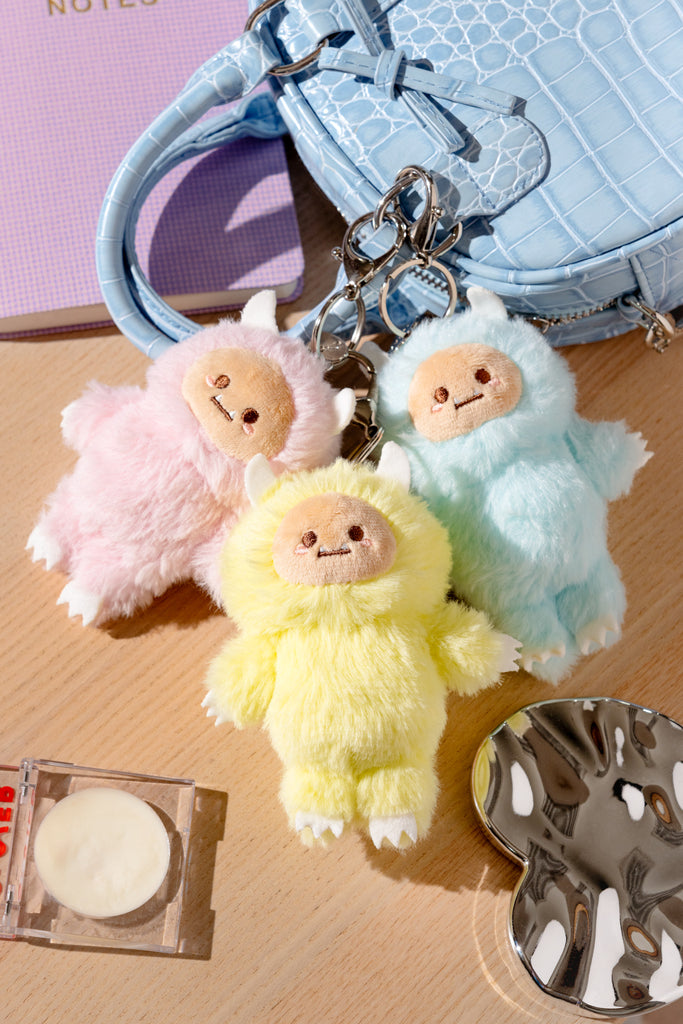 Hank Yeti Goes Pastel Blind Box Bag Charm